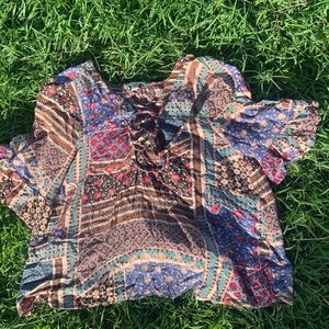 AE Mixed Pattern short-Sleeve Blouse